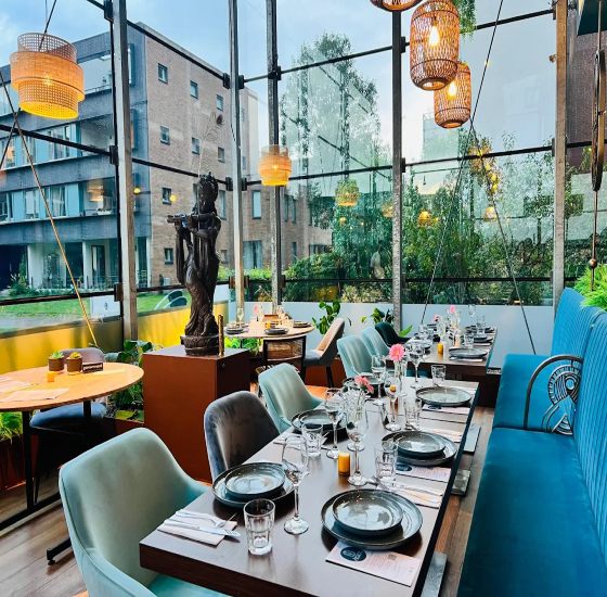 Binnenaanzicht Van Zeven Chakra Restaurant