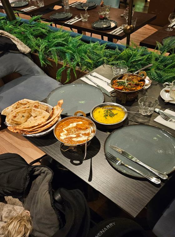 Ervaar Indiase Keuken Bij Zeven Chakra