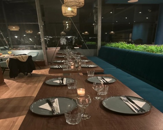 Zeven Chakra Restaurant Dineren